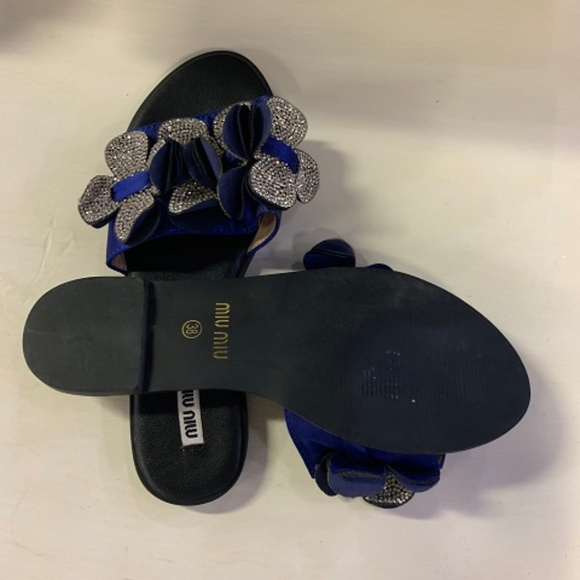 Miu Miu by Prada Satin Slides, Size 8 - Picture 4 of 6